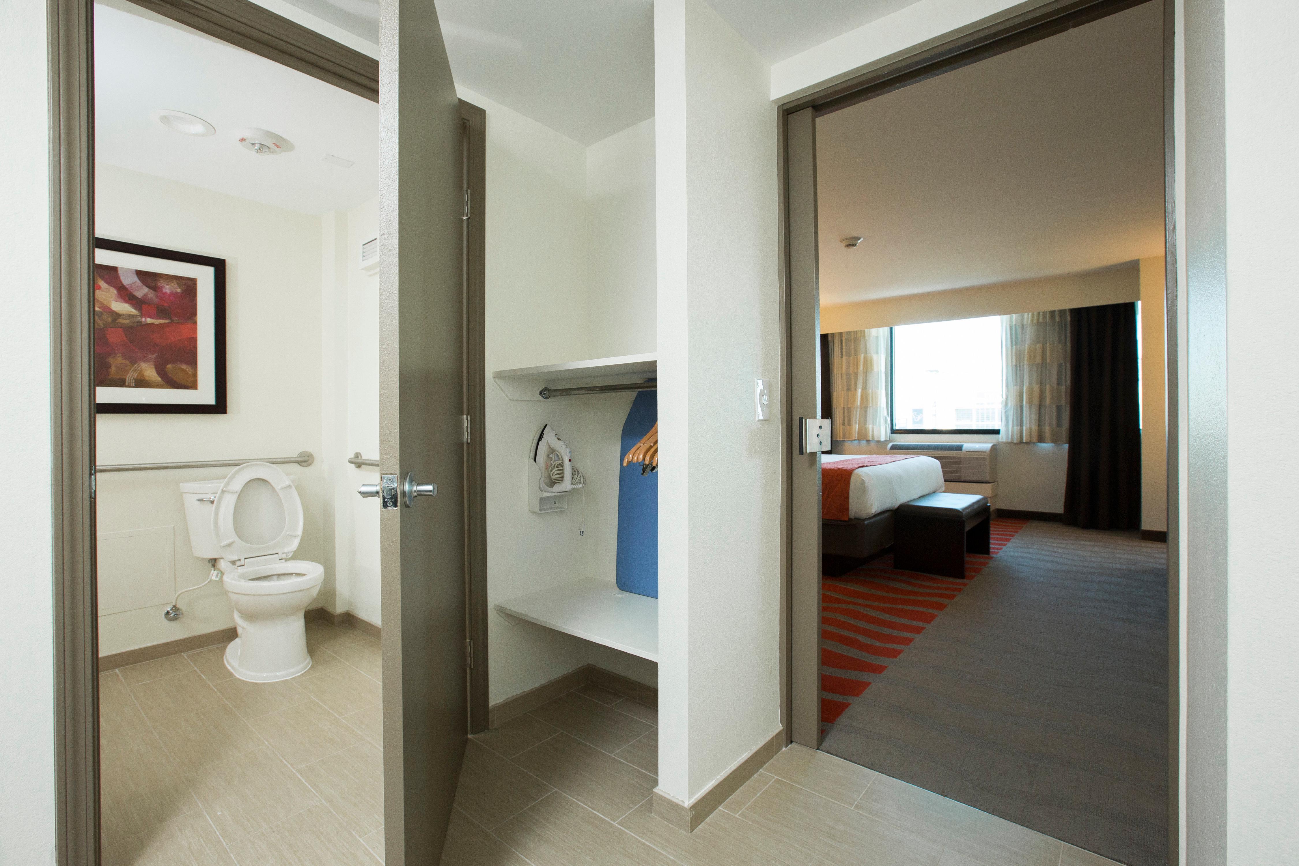 Holiday Inn Houston S - Nrg Area - Med Ctr By Ihg Bagian luar foto