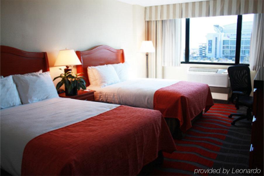 Holiday Inn Houston S - Nrg Area - Med Ctr By Ihg Ruang foto